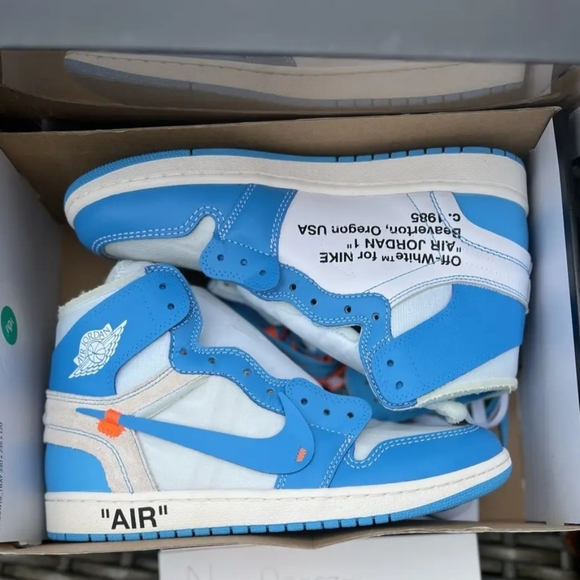 Air Jordan 1 x Off-White - Picture 1 of 6